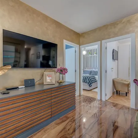 Spacious Lux ספליט