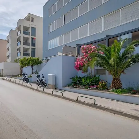 Spacious Lux דירה