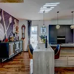 Spacious Lux