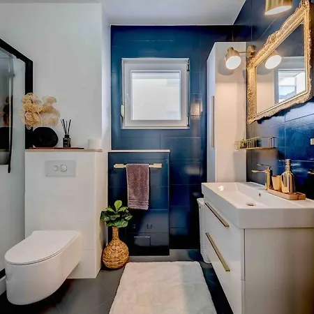 Spacious Lux Apartment Split