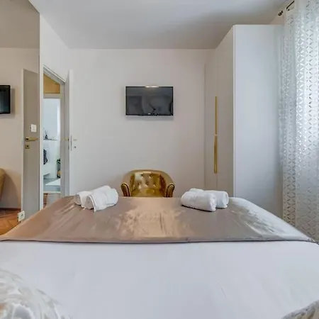 Spacious Lux *