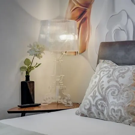 Spacious Lux 아파트