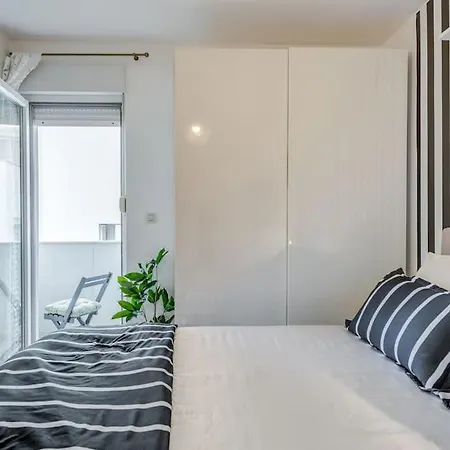 Apartment Spacious Lux Split