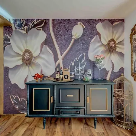 Spacious Lux 스플리트