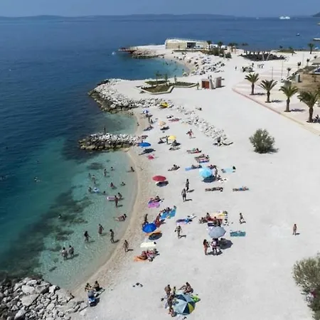 Spacious Lux * 스플리트