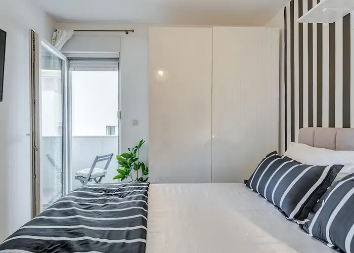 Lägenhet Spacious Lux Split