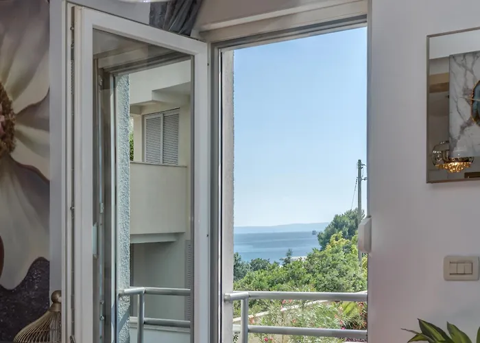 Spacious Lux * Split