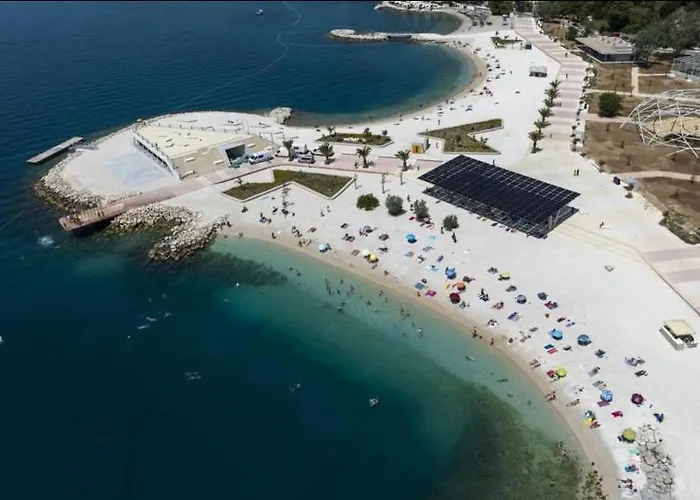 Spacious Lux Lägenhet Split